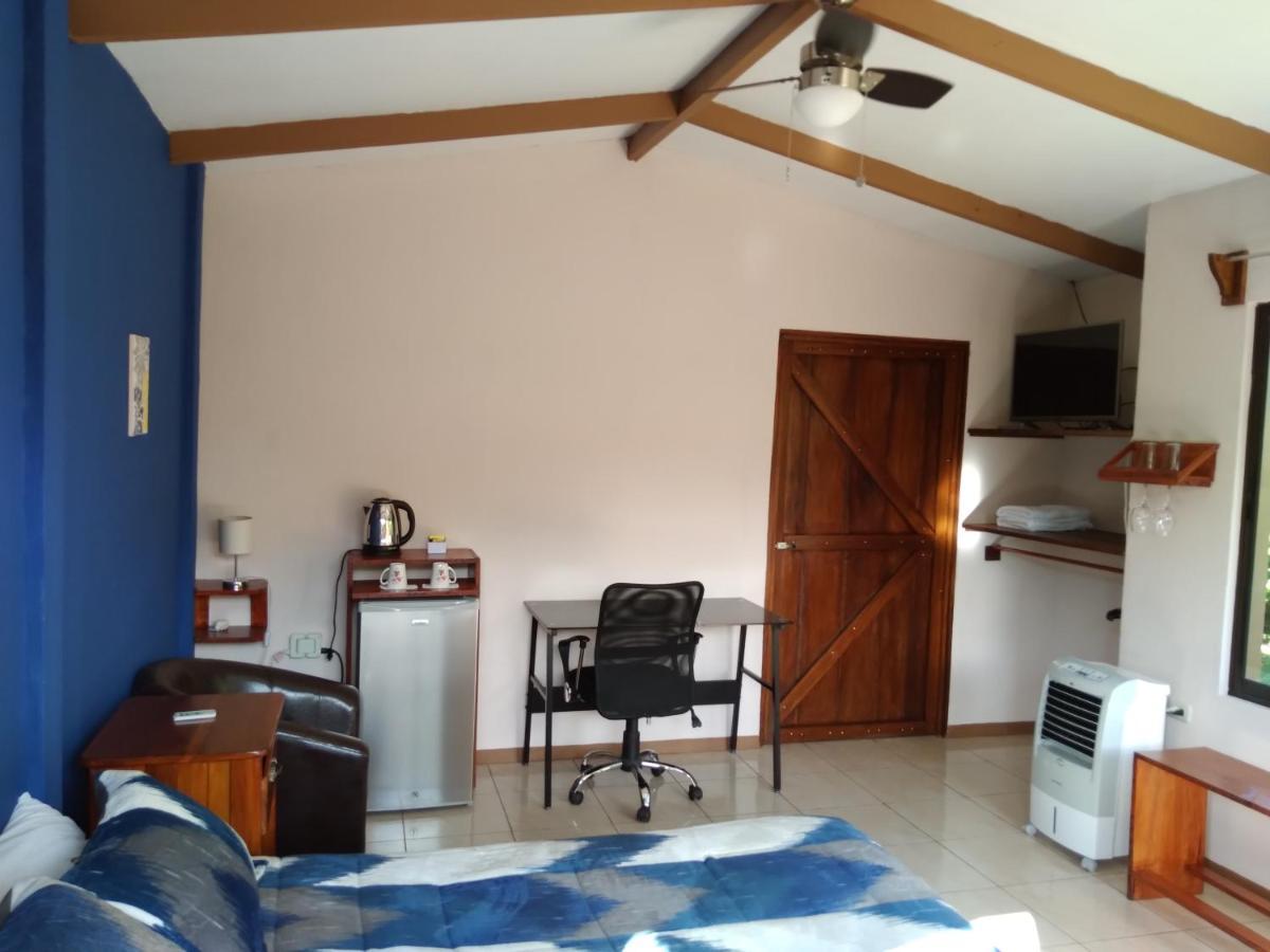 Slow Travel Lodge Upala Екстер'єр фото